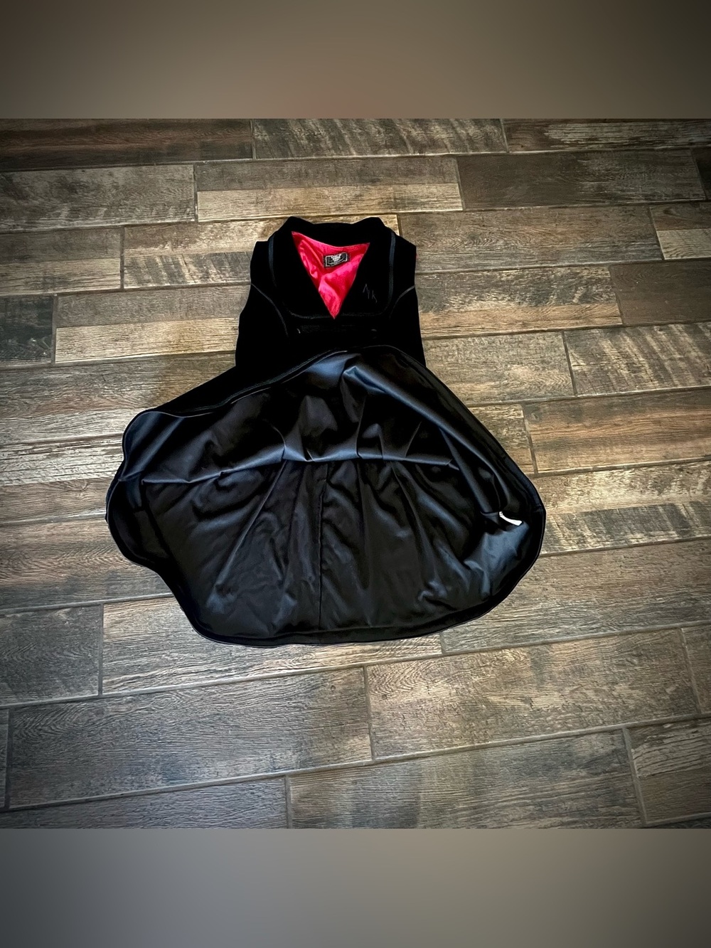 Black Velvet Mini Dress with Red Lining - Picture 5 of 10